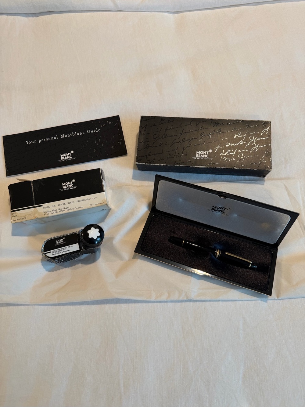 Vintage Montblanc Meisterstuck 4810 Fountain and Ink Bottle, never used